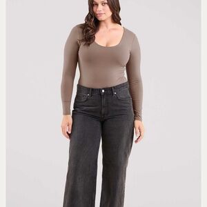 nuuds Mocha Long Sleeve Scoop Neck Bodysuit